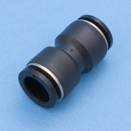 Rohrkupplung 16mm zugfest schwarz